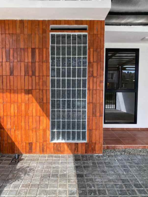 dijual rumah cisaranten kulon