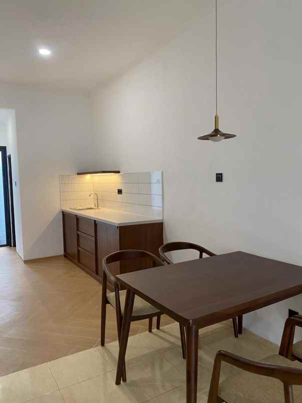 dijual rumah cisaranten kulon