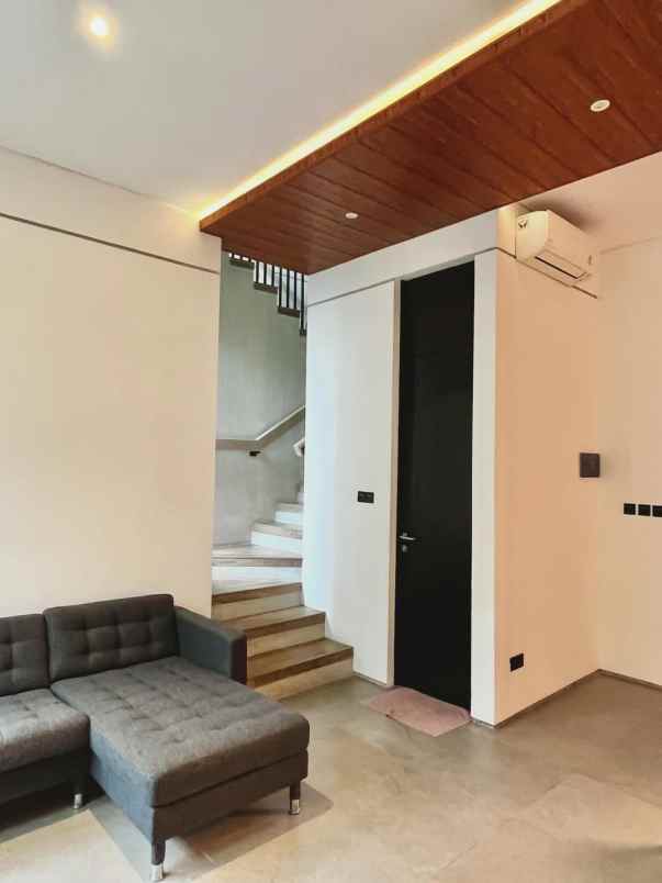 dijual rumah citragran cibubur cbd