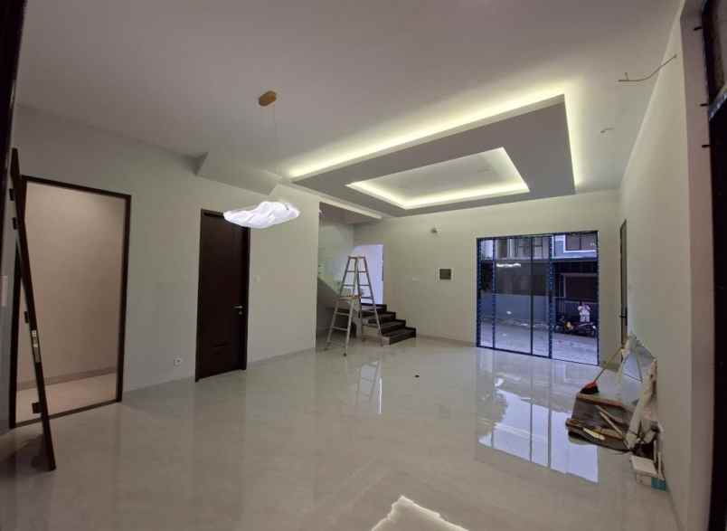 dijual rumah citraland alam hijau
