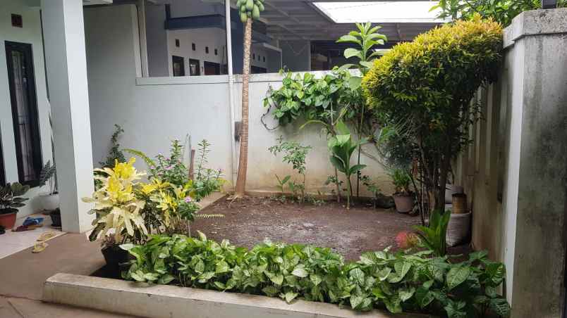 dijual rumah ciwastra