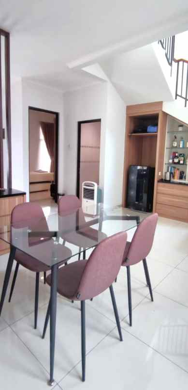 dijual rumah cluster arana kota harapan