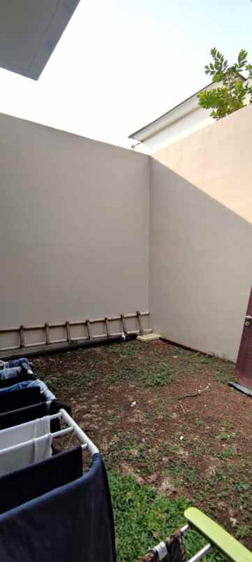 dijual rumah cluster arana kota harapan