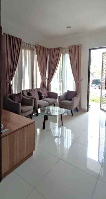 dijual rumah cluster arana kota harapan