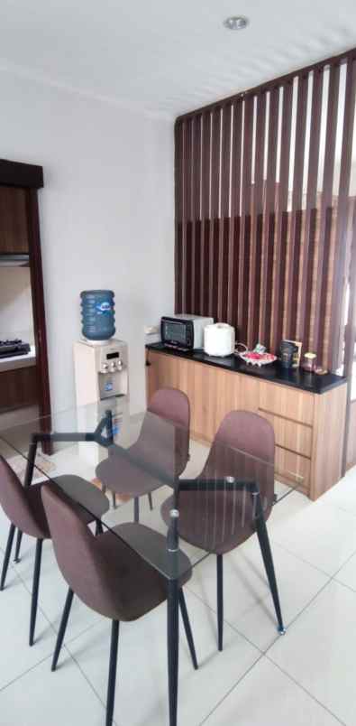 dijual rumah cluster arana kota harapan