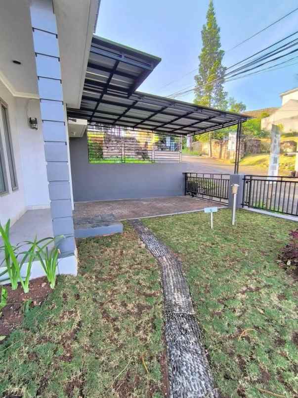 dijual rumah cluster billabong