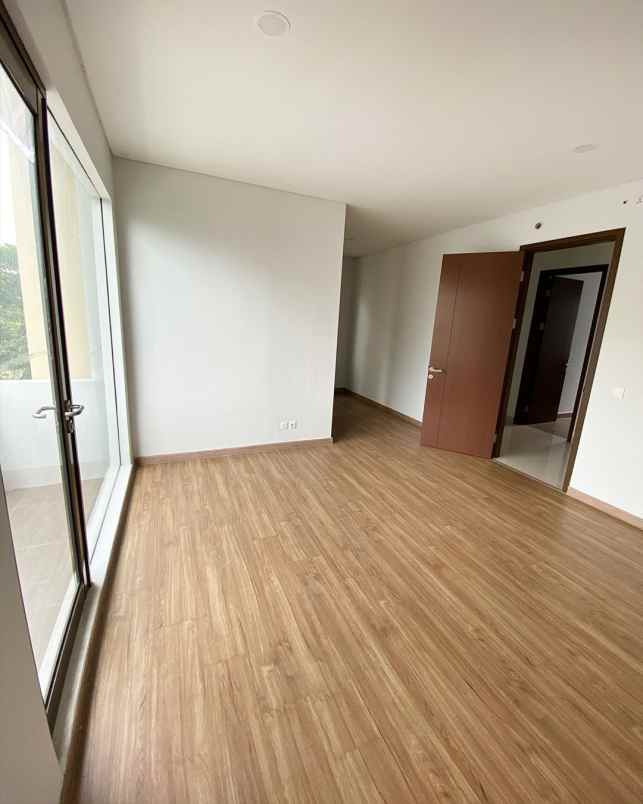 dijual rumah cluster blizfield bsd city