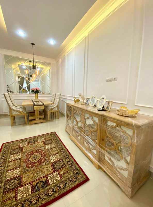 dijual rumah cluster green garden