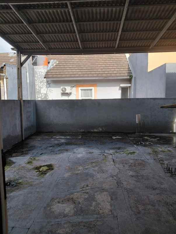 dijual rumah cluster teresta metland