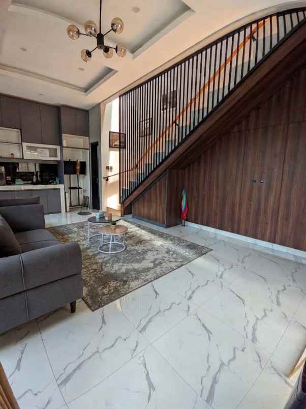 dijual rumah cluster villa tropis dago