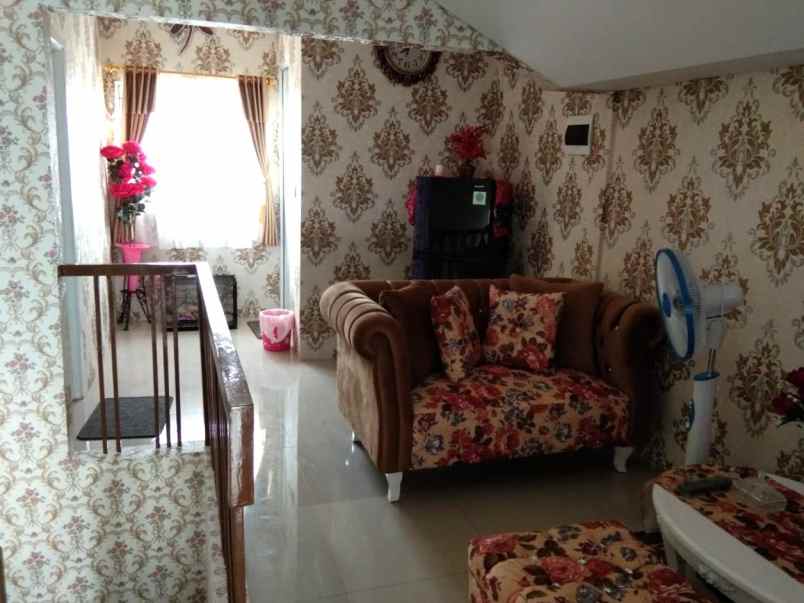 dijual rumah cluster yarra jgc jakarta