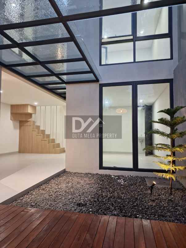 dijual rumah design villa di serpong garden