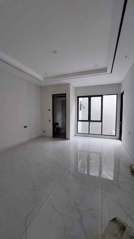 dijual rumah dharmahusada indah