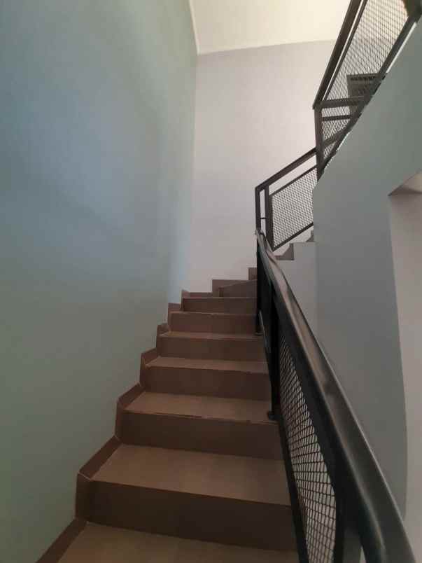 dijual rumah di dalam cluster antapani bandung