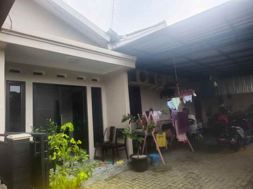 dijual rumah di jangli krajan semarang