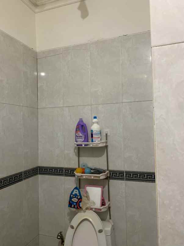 dijual rumah di legenda wisata cibubur