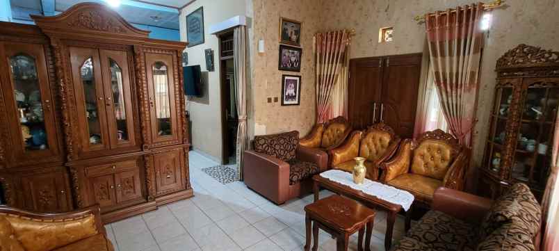 dijual rumah di parangklitik tlogosari semarang