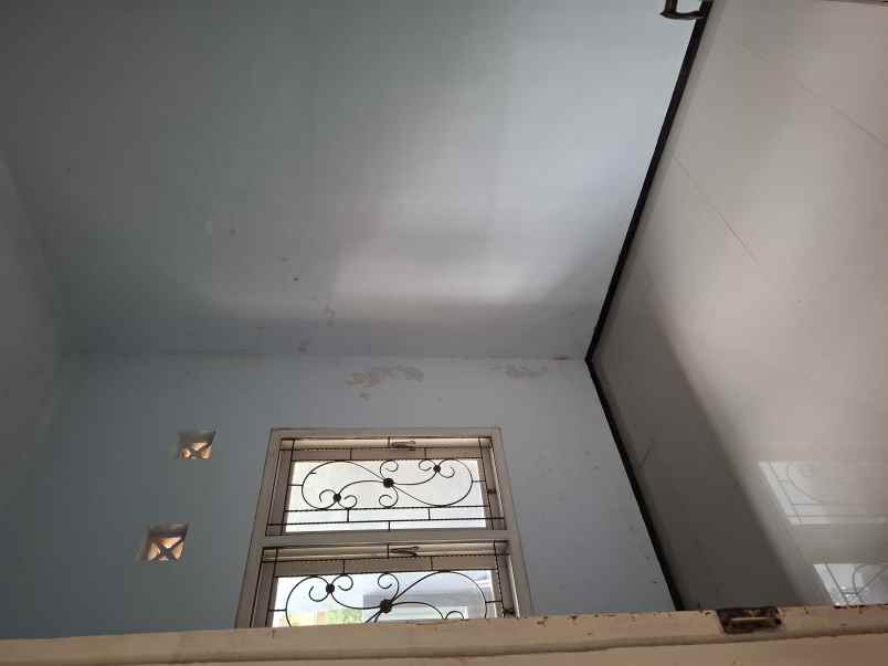 dijual rumah di perumahan tegal besar permai 1 jember