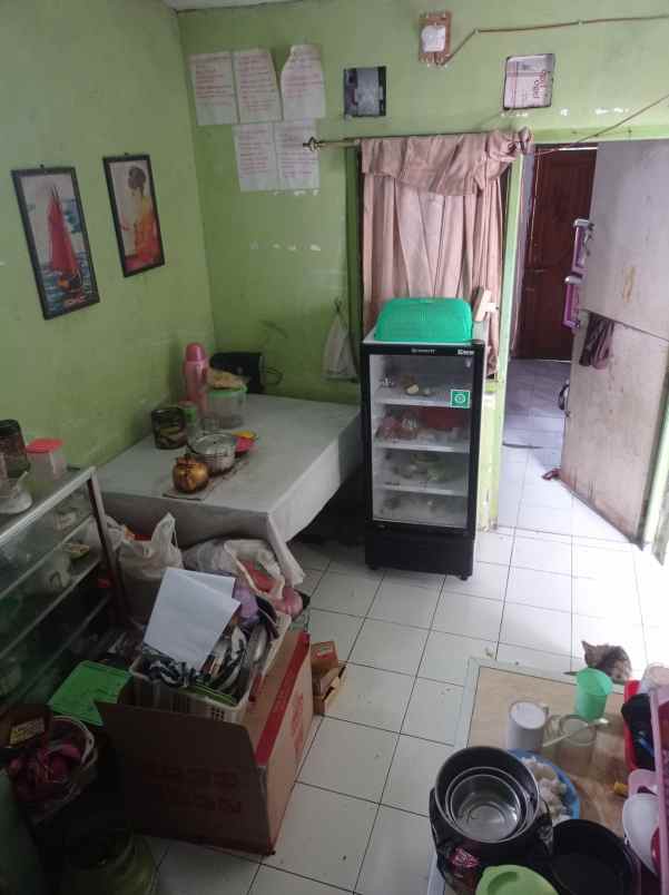 dijual rumah di wolter raya semarang