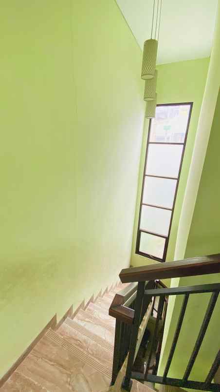 dijual rumah duren sawit