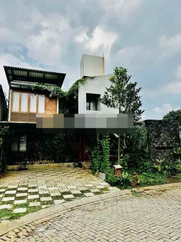 dijual rumah emerald bintaro