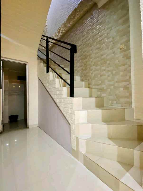 dijual rumah furnished area jl nangka denpasar bali