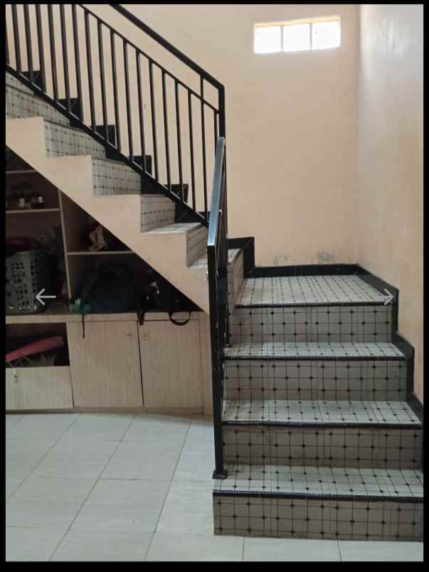 dijual rumah gadobangkong