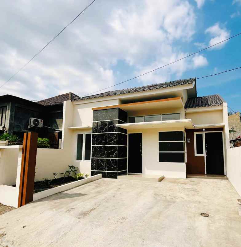 dijual rumah gasem wulung