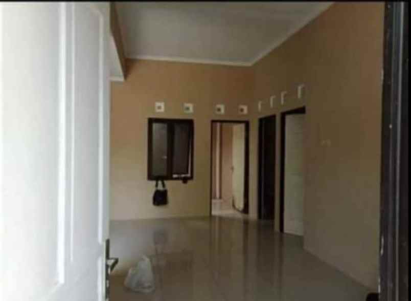 dijual rumah gedawang