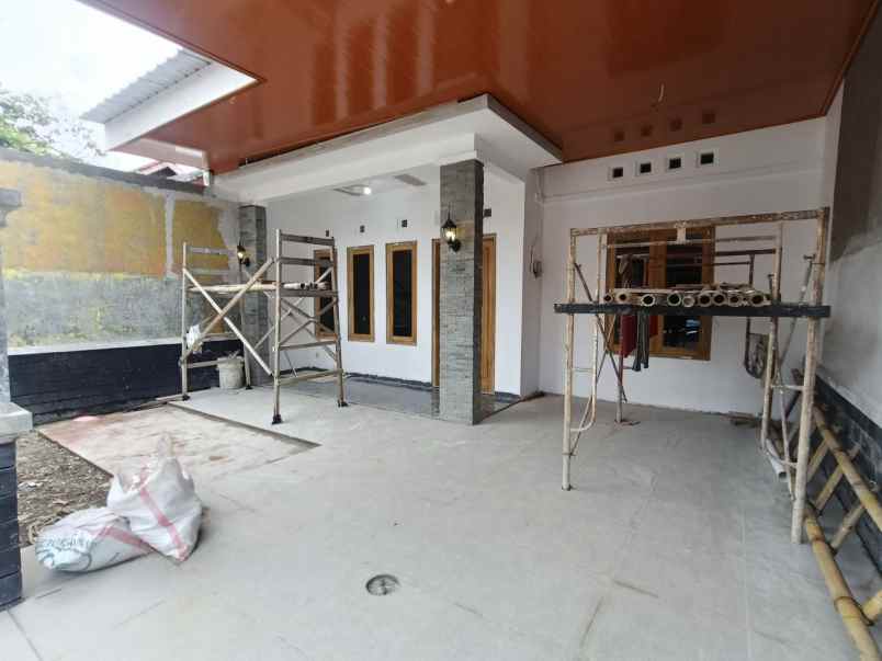 dijual rumah gentan baki sukoharjo