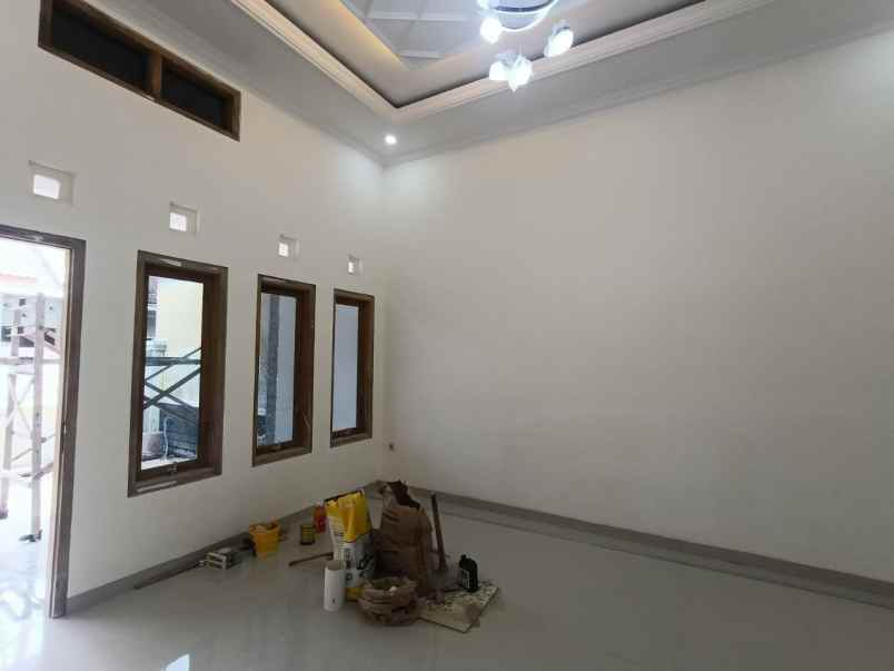 dijual rumah gentan baki sukoharjo