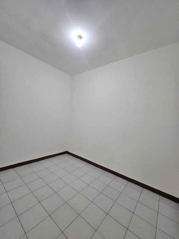 dijual rumah graha bintaro