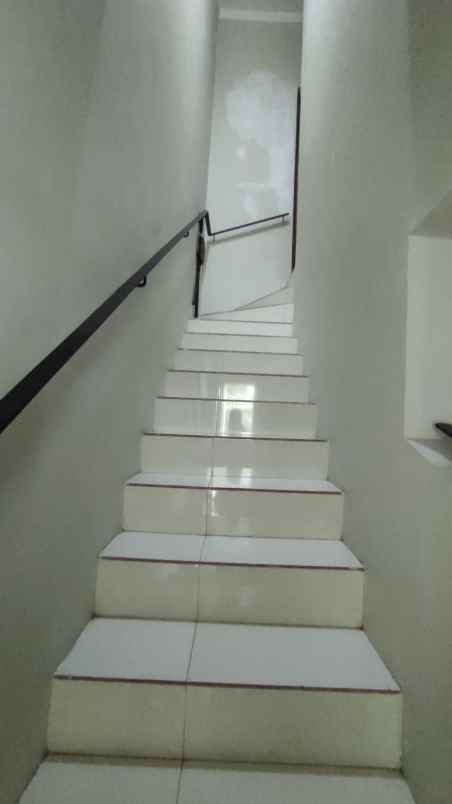 dijual rumah graha raya bintaro jaya