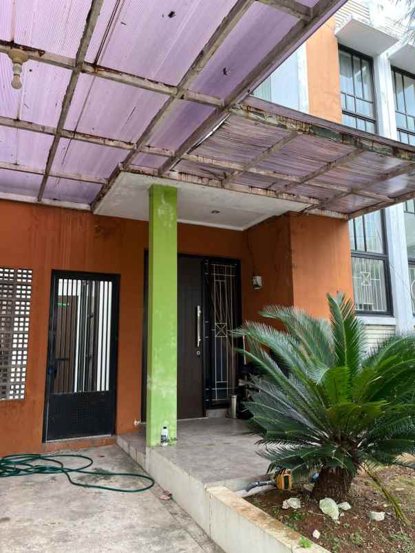 dijual rumah green ara residence