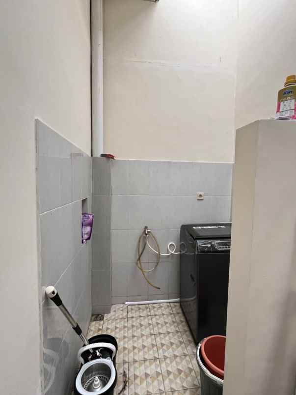 dijual rumah green ara residence