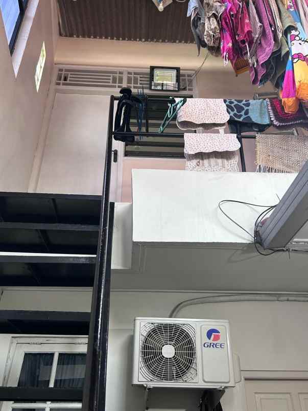 dijual rumah griya medoho asri