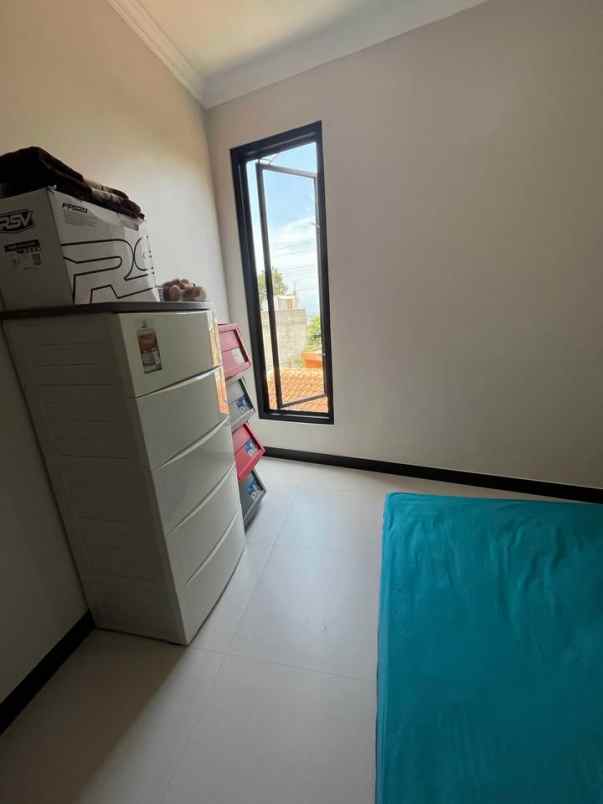 dijual rumah griya winays