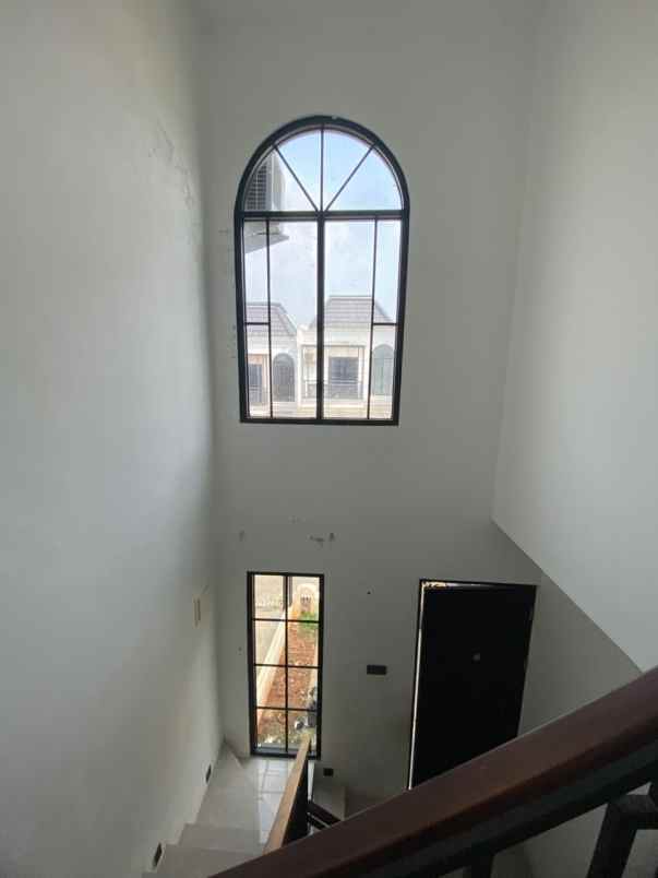 dijual rumah gunung putri bogor