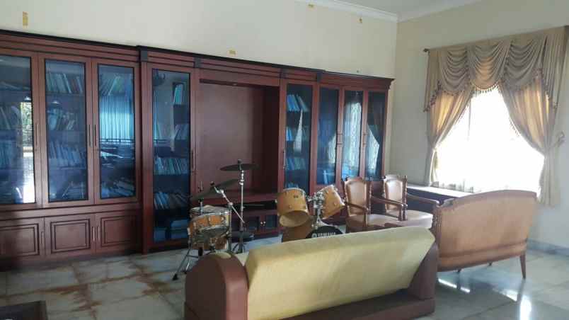 dijual rumah jagakarsa