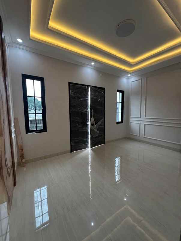 dijual rumah jagakarsa jakarta selatan