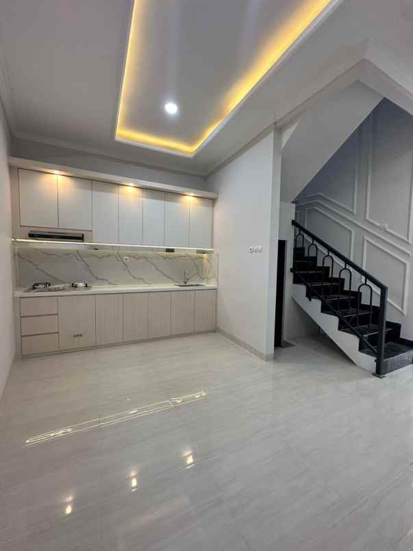 dijual rumah jagakarsa jakarta selatan