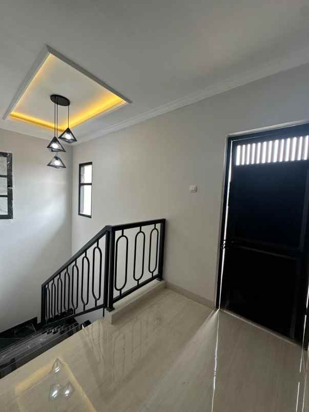 dijual rumah jagakarsa jakarta selatan