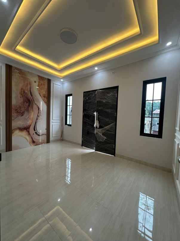 dijual rumah jagakarsa jakarta selatan