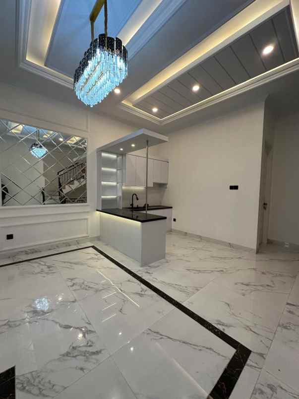 dijual rumah jagakarsa jakarta selatan