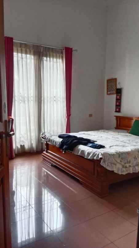 dijual rumah jaka permai bekasi barat