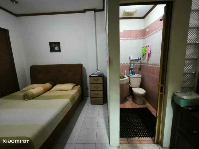 dijual rumah jaka sampurna