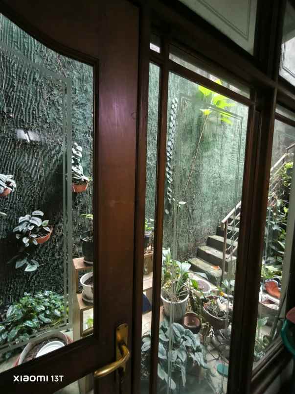 dijual rumah jaka sampurna