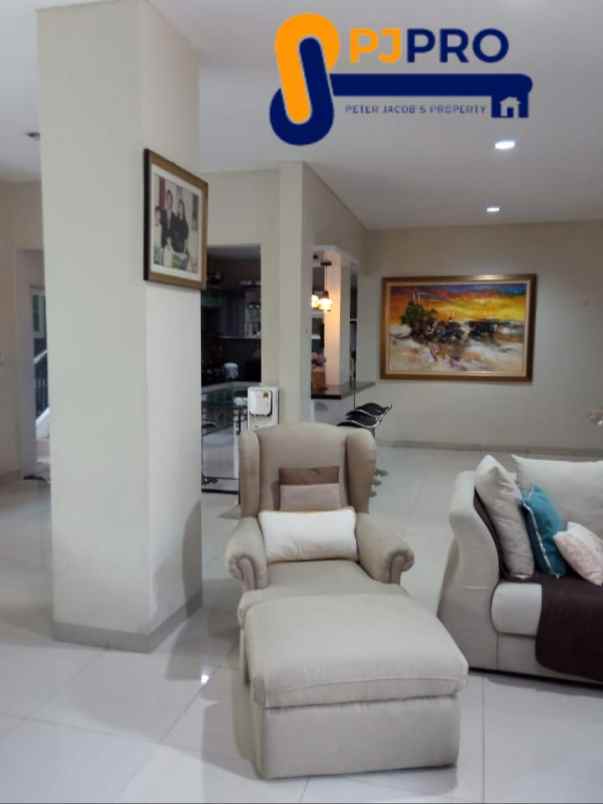 dijual rumah jakarta garden city