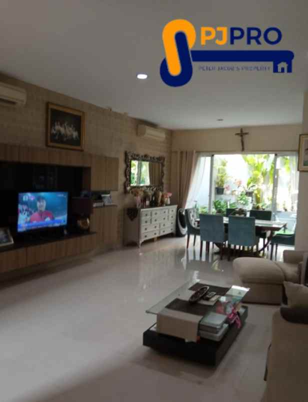 dijual rumah jakarta garden city