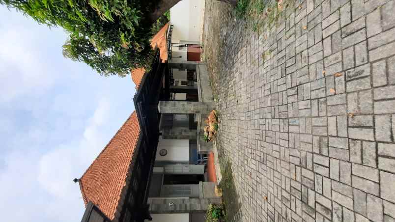 dijual rumah jalam progo